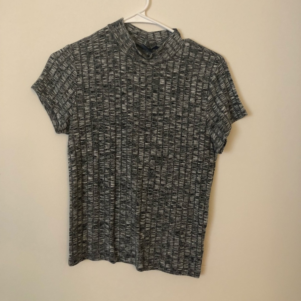 Grey crop top turtle neck knitted t-shirt
